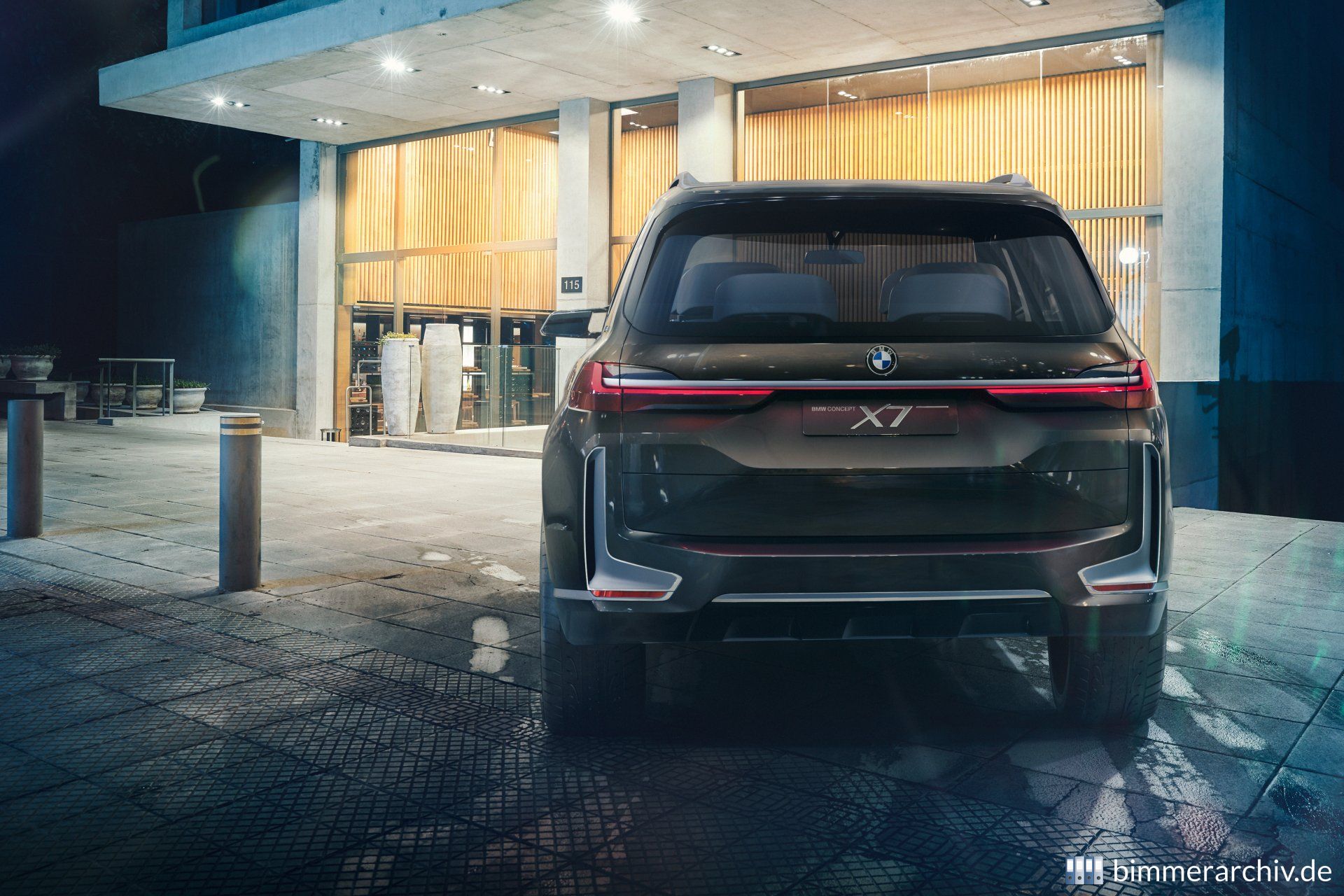 BMW Concept X7 iPerformance