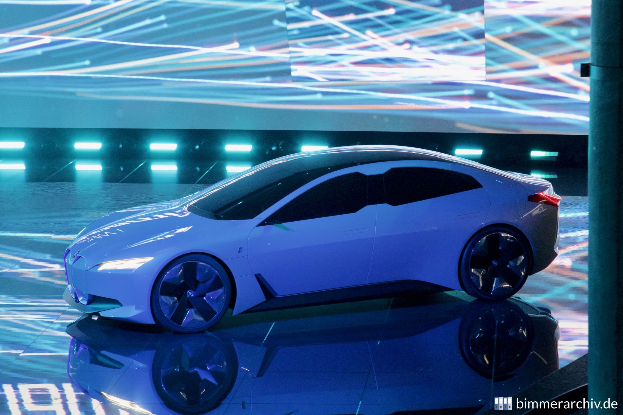 BMW i Vision Dynamics