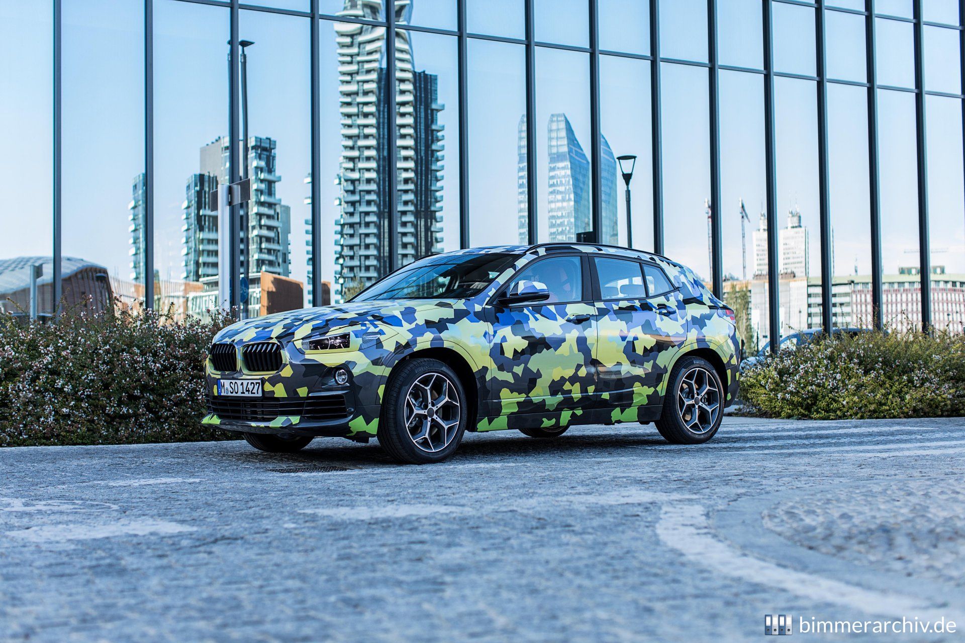 BMW X2