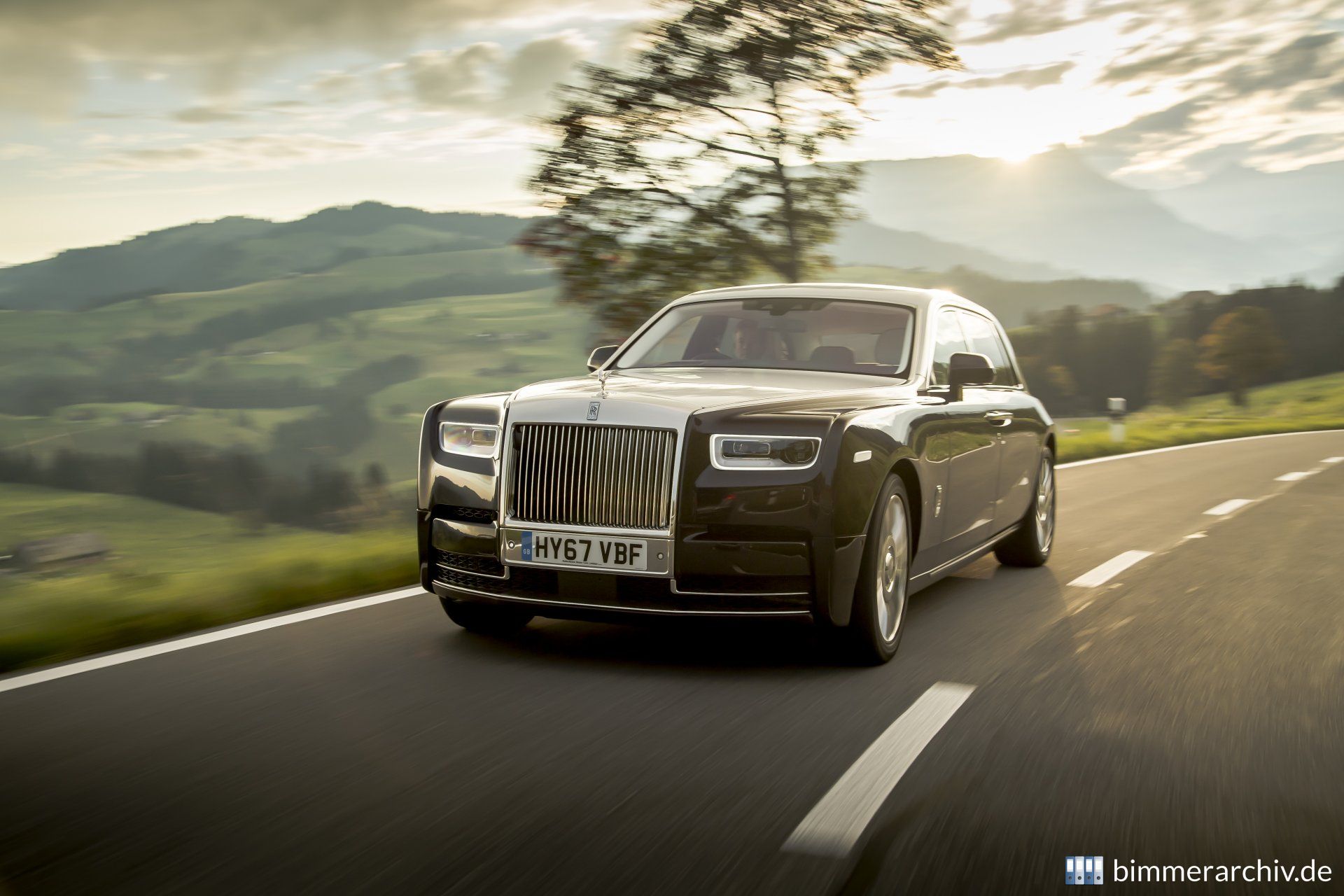 Rolls-Royce Phantom VIII - Extended Wheelbase