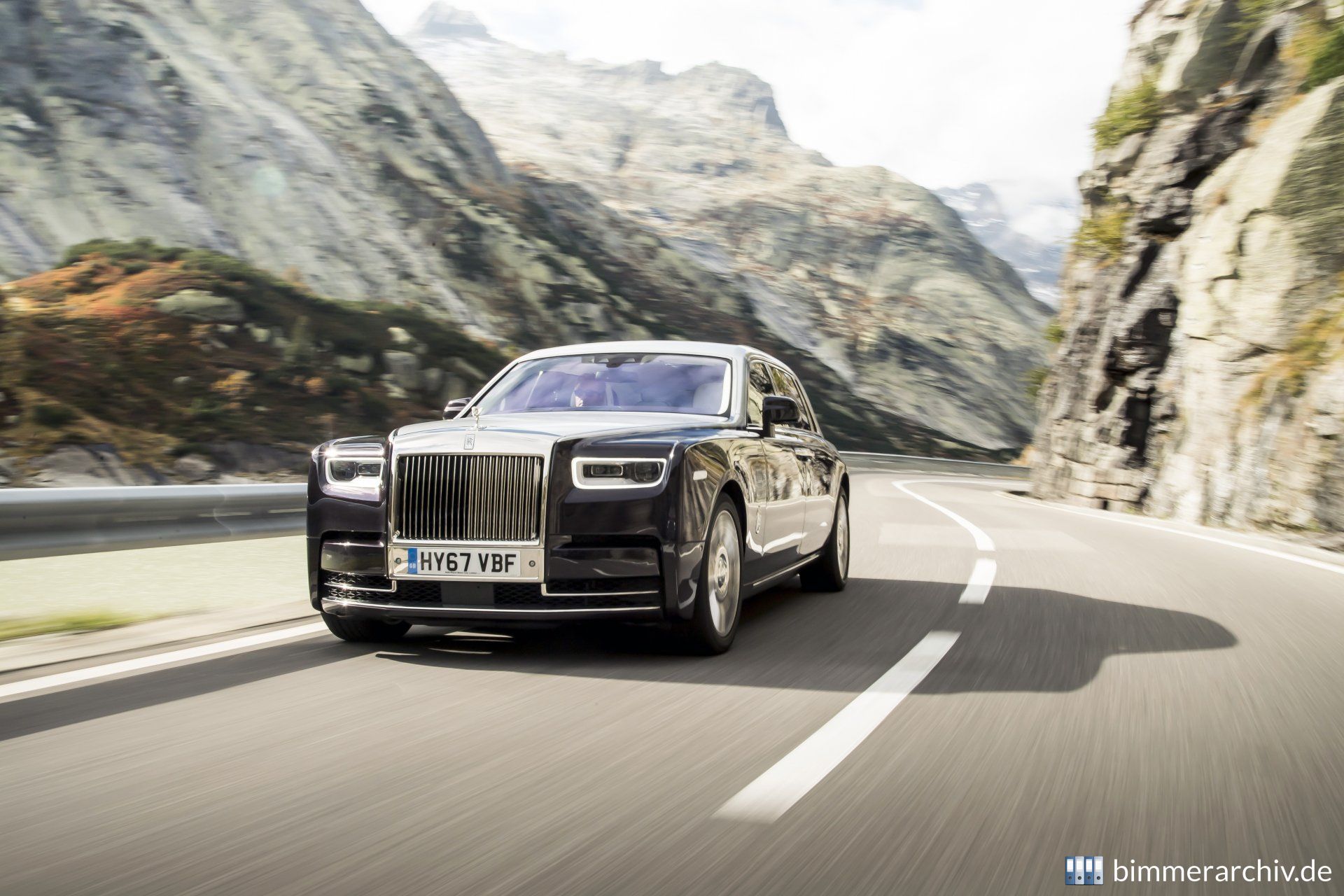 Rolls-Royce Phantom VIII - Extended Wheelbase