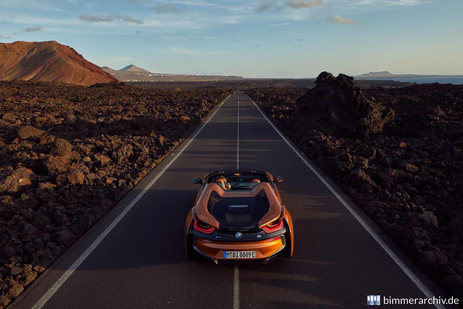 BMW i8 Roadster