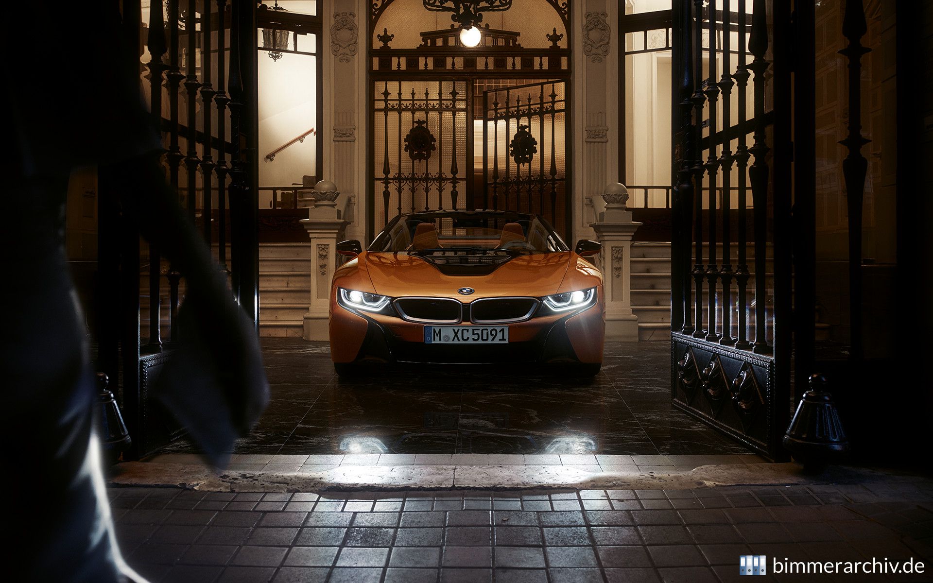 BMW i8 Roadster