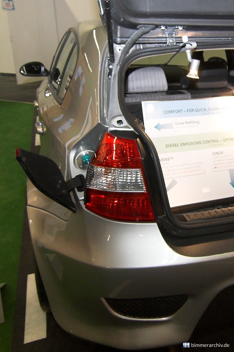 Ingery-Sbarro Konzeptauto - Additivspeicher für Katalysator
