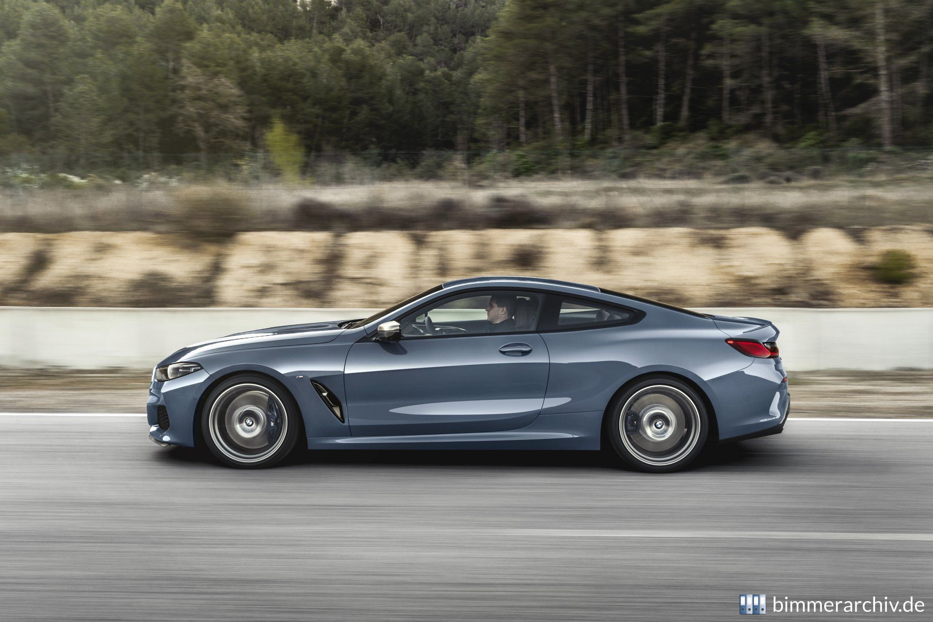BMW M850i xDrive Coupé