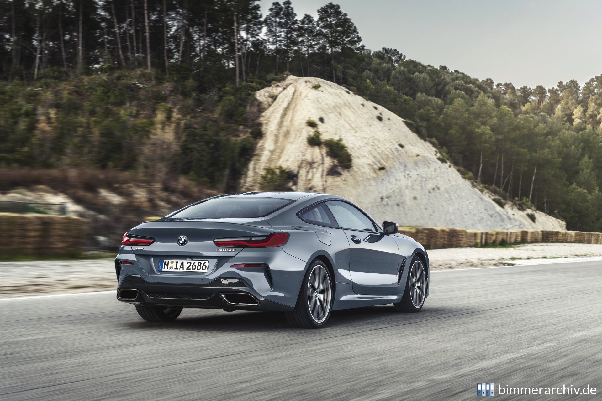 BMW M850i xDrive Coupé