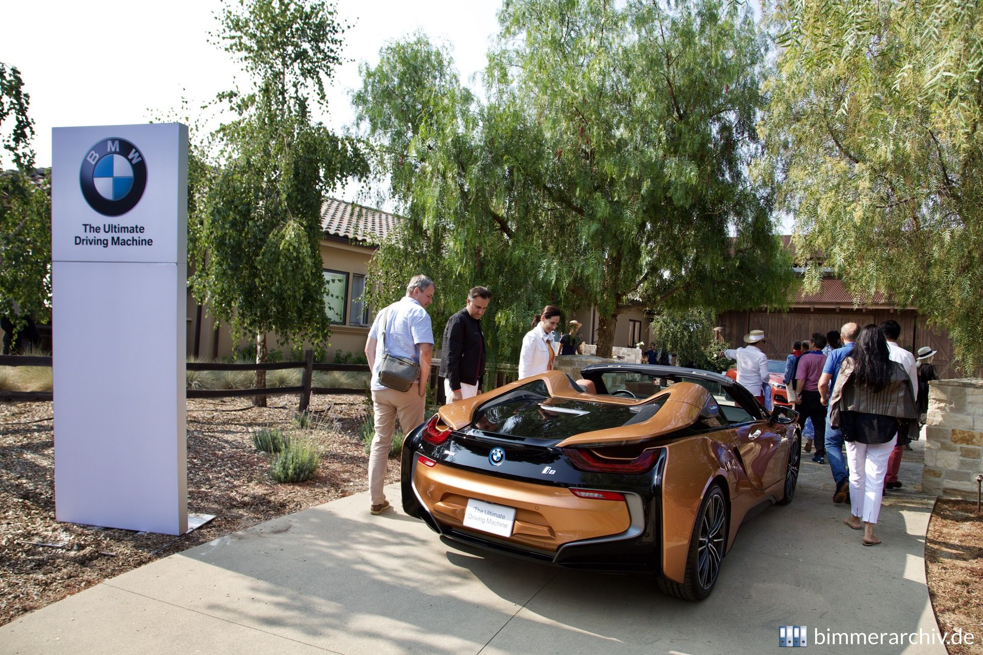 BMW i8 Roadster