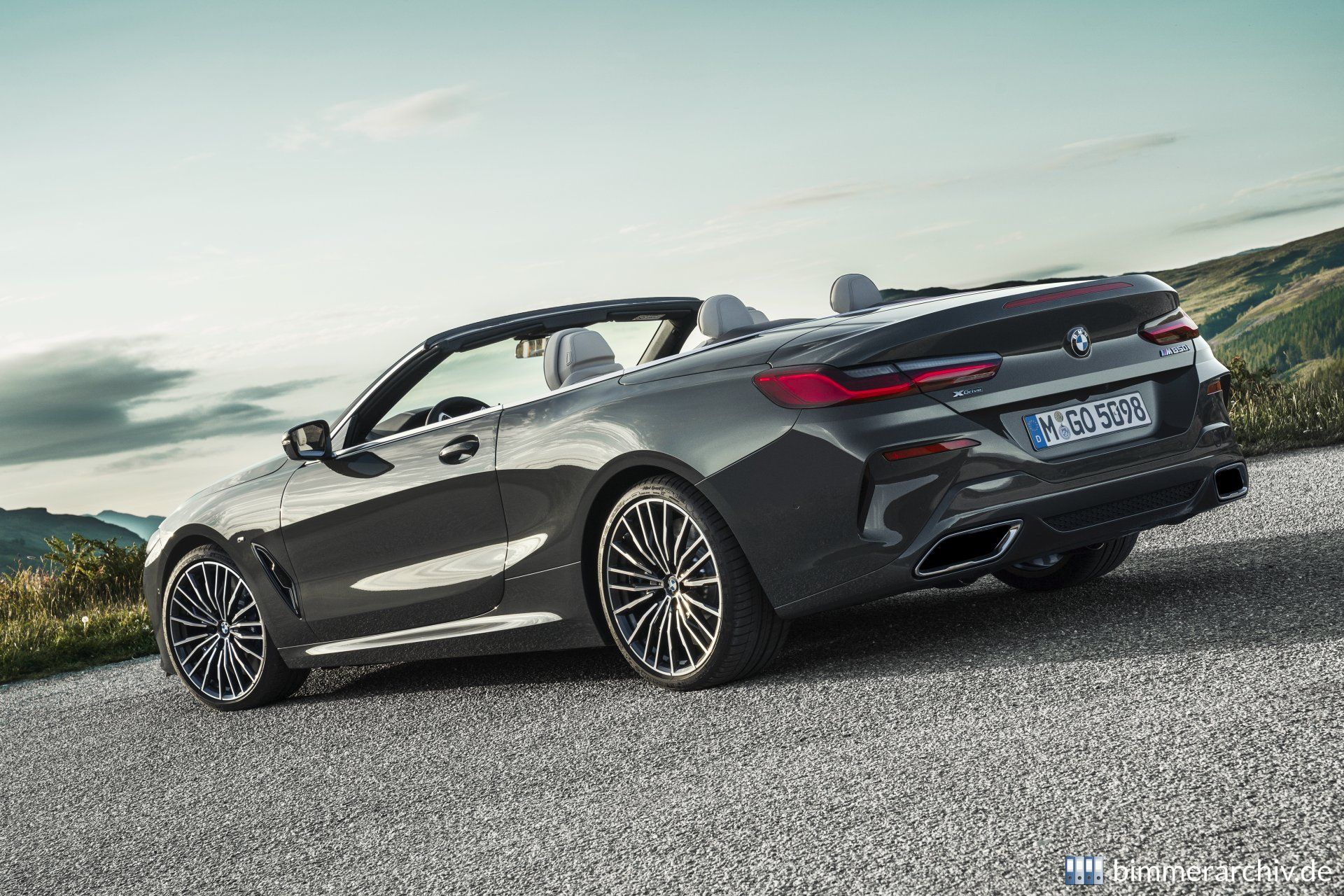 BMW M850i xDrive Cabriolet