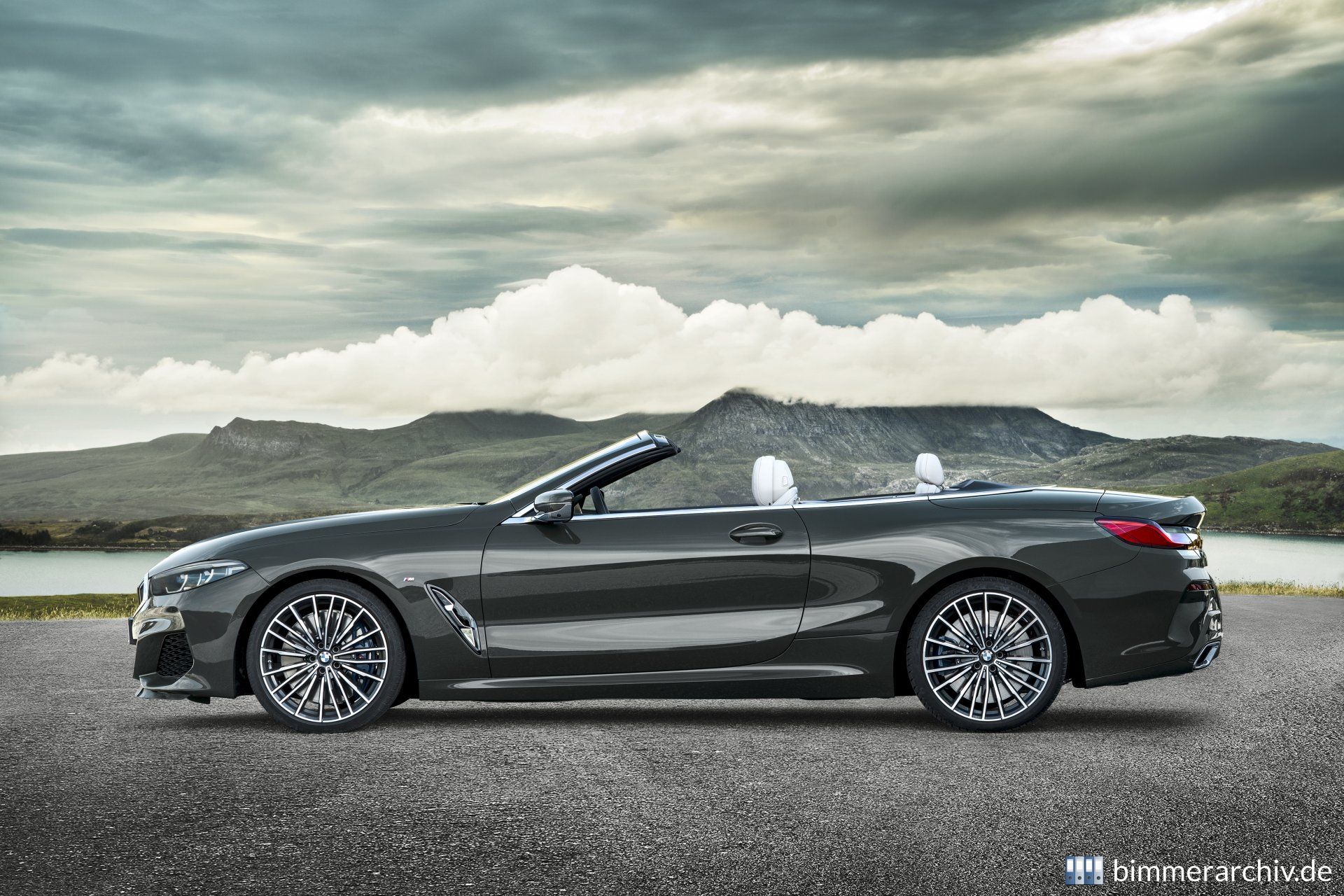 BMW M850i xDrive Cabriolet