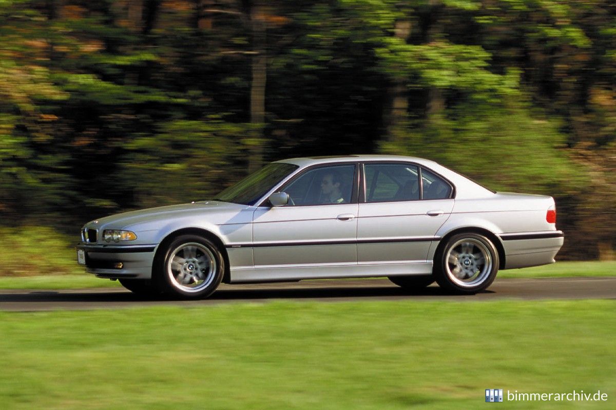 BMW 740i