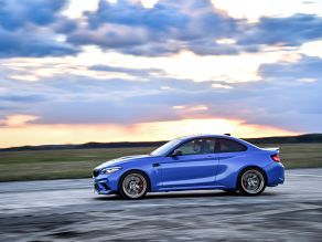 BMW M2 CS