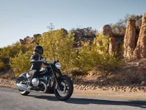 BMW R 18