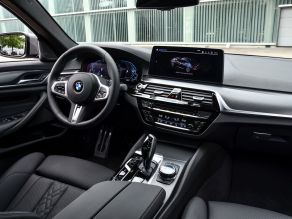 BMW 545e xDrive Limousine