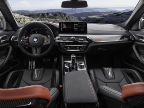 BMW M5 CS