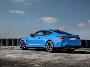 BMW M4 Competition Coupé mit M xDrive