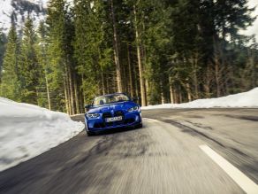 BMW M4 Competition Cabrio mit M xDrive