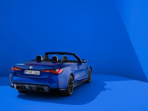 BMW M4 Competition Cabrio mit M xDrive