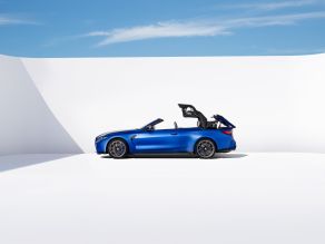 BMW M4 Competition Cabrio mit M xDrive