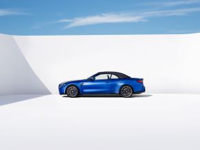 BMW M4 Competition Cabrio mit M xDrive