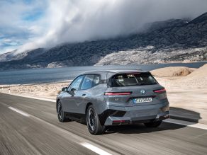 BMW iX xDrive50