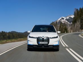 BMW iX xDrive40