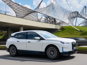BMW iX xDrive40
