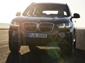 BMW iX3