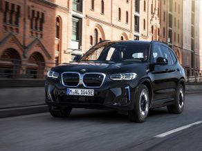 BMW iX3