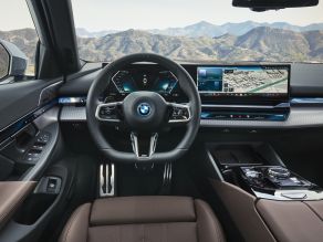 BMW i5 eDrive40