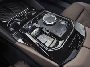 BMW i5 eDrive40