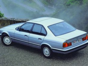 BMW 525iX Limousine