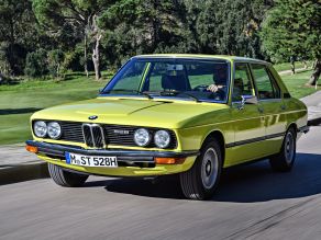 BMW 528