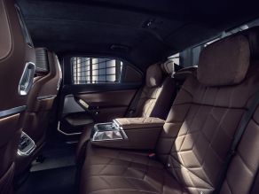 BMW 760i xDrive Protection