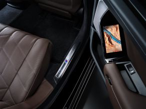 BMW 760i xDrive Protection