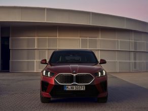 BMW iX2 xDrive30