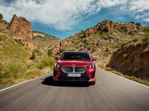 BMW iX2 xDrive30