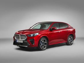 BMW iX2 xDrive30