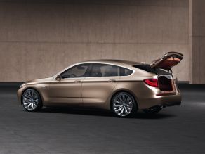 BMW Concept 5er Gran Turismo