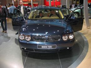 BMW 735i