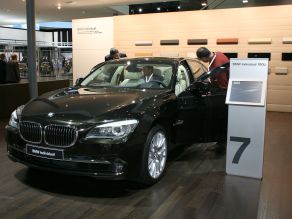 BMW Individual 760Li