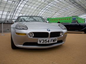 BMW Z8 - James Bond
