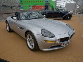 BMW Z8 - James Bond