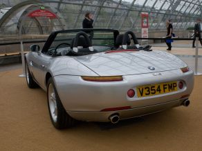 BMW Z8 - James Bond