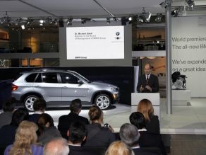 LA Auto Show - Weltpremiere BMW X5 - Dr. Michael Ganal