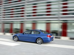 BMW M5 Limousine