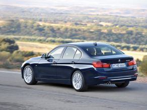 BMW 328i Limousine Luxury Line
