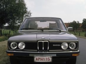 BMW 528i