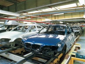 BMW Werk München Lackiererei - Karosseriespeicher