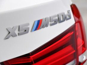 BMW X5 M50d