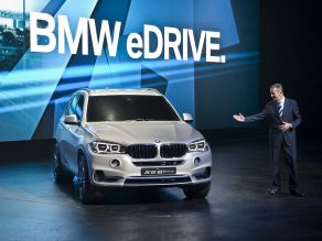 BMW Pressekonferenz - Herbert Diess und BMW Concept X5 eDrive